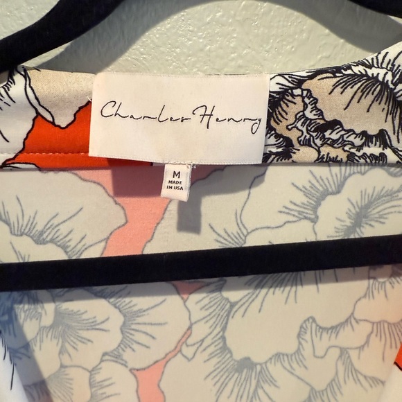 Charles Henry Floral Wrap Dress in Red and White. PTP 20”, Length 39” - Picture 7 of 8